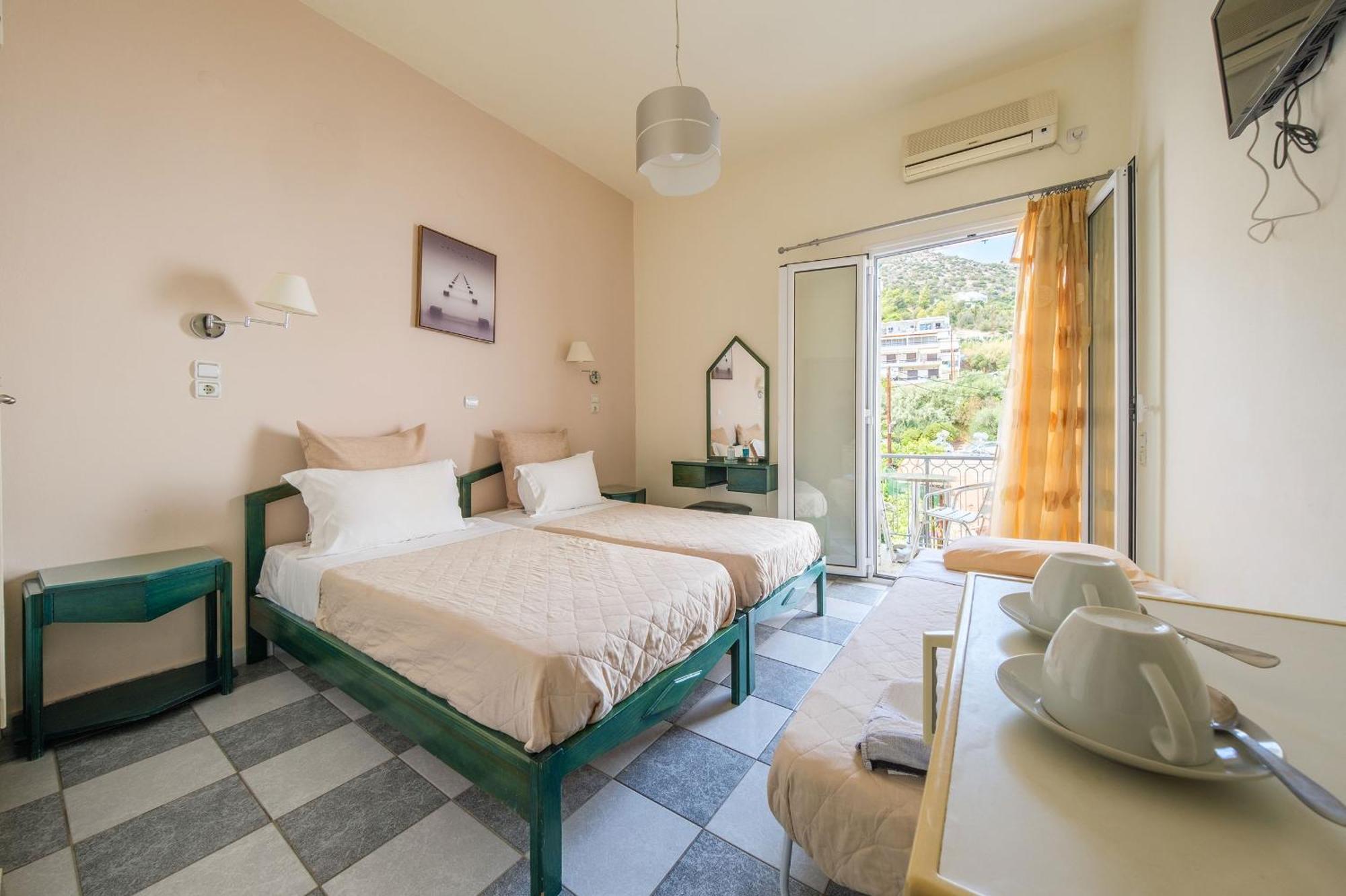 Golden Moon Hotel Toló Kültér fotó