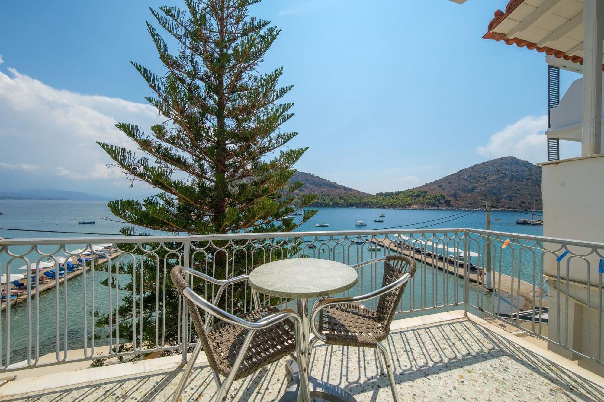 Golden Moon Hotel Toló Kültér fotó